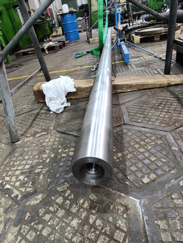 Вал промежуточный